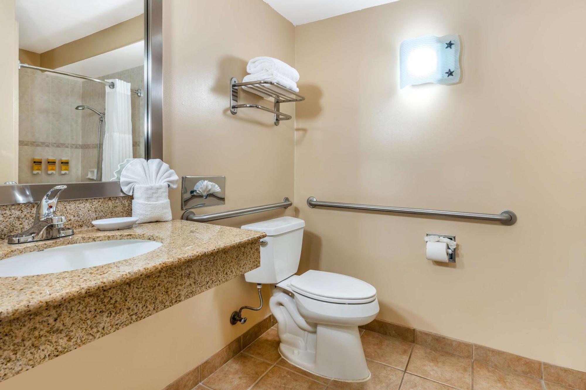 Best Western Plus Capitola By-The-Sea Inn & Suites מראה חיצוני תמונה