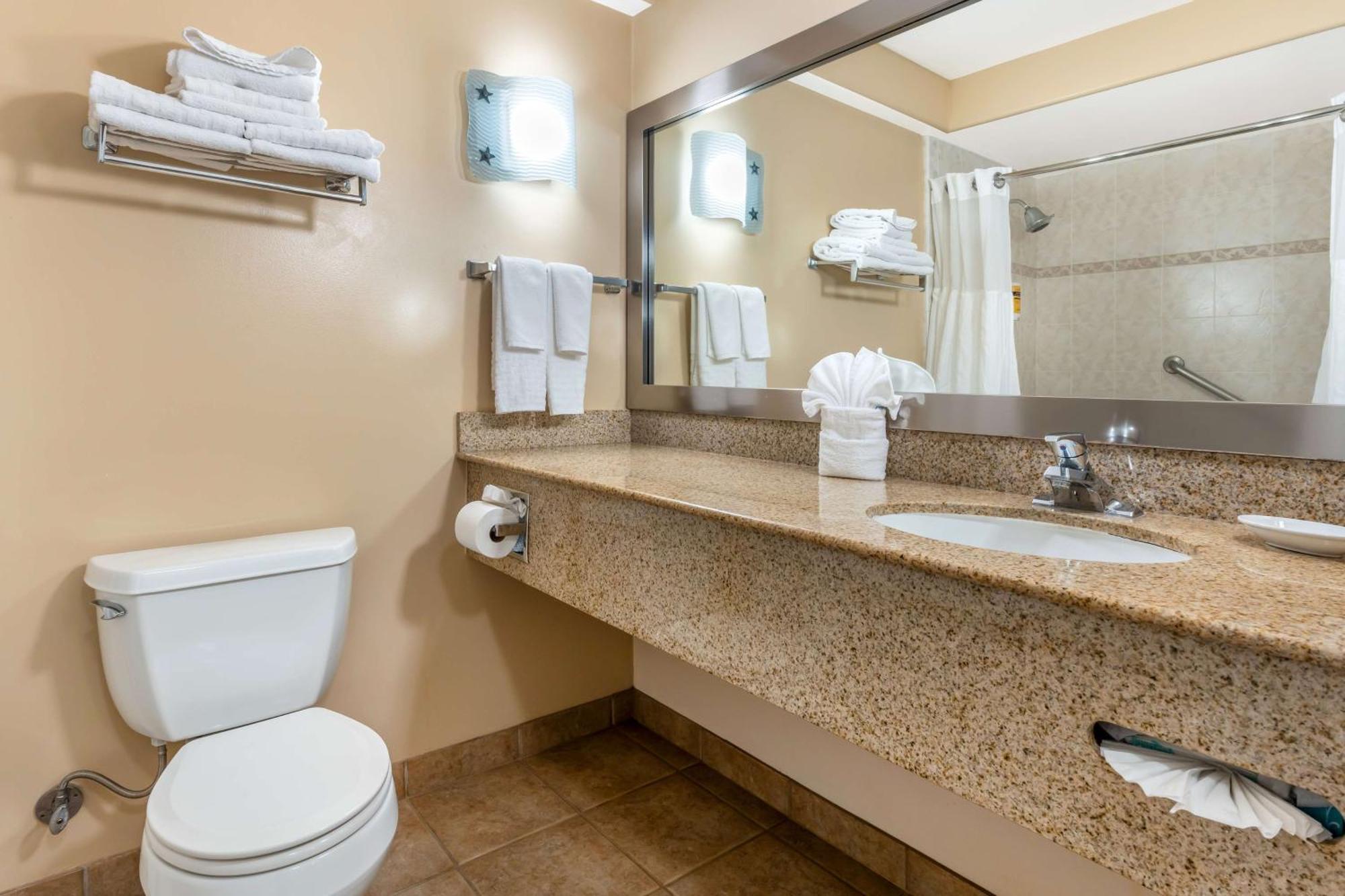 Best Western Plus Capitola By-The-Sea Inn & Suites מראה חיצוני תמונה