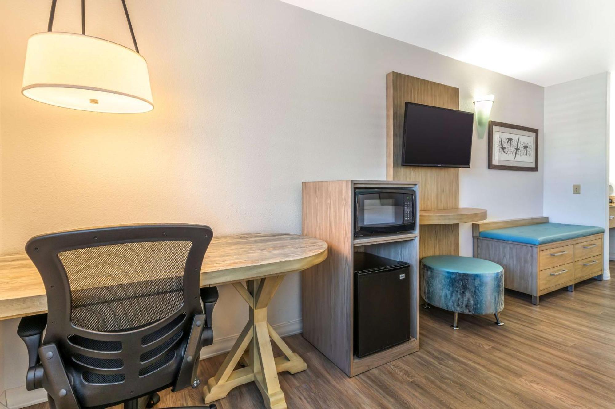 Best Western Plus Capitola By-The-Sea Inn & Suites חדר תמונה